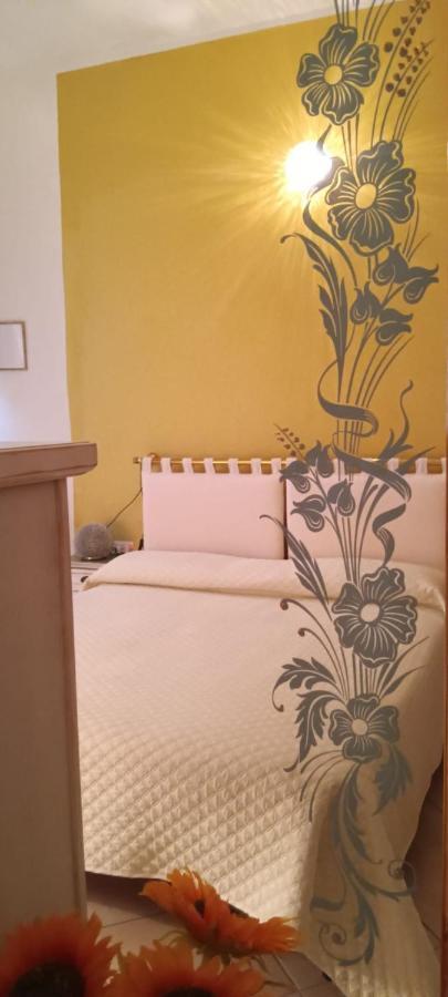 Domos Le Due Tuie Bed & Breakfast Piscinas Exterior foto