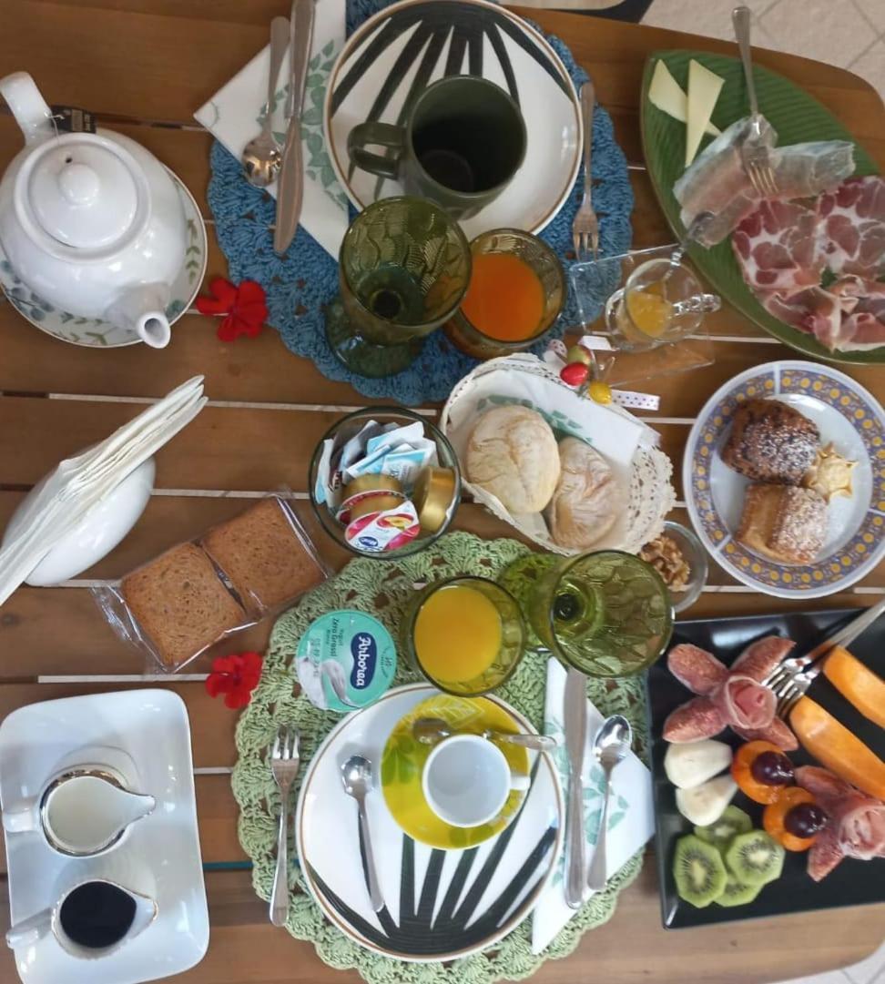 Domos Le Due Tuie Bed & Breakfast Piscinas Exterior foto