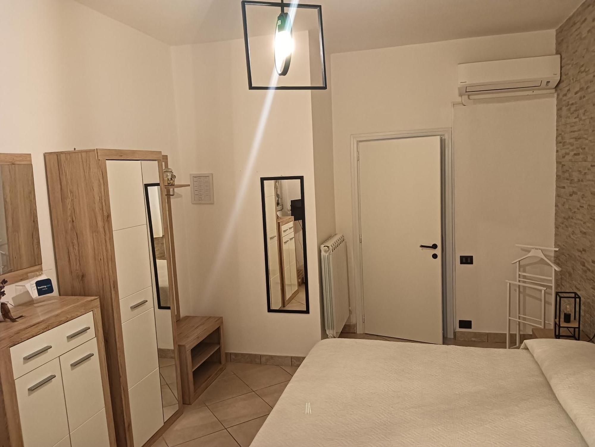 Domos Le Due Tuie Bed & Breakfast Piscinas Exterior foto